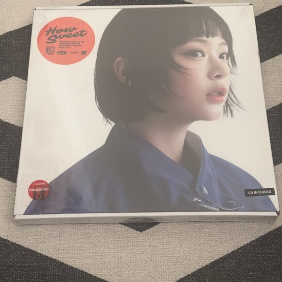 NewJeans – “How Sweet & Bubble Gum” (Hanni Ver.) | Target Exclusive | New & Seal - Picture 2 of 2